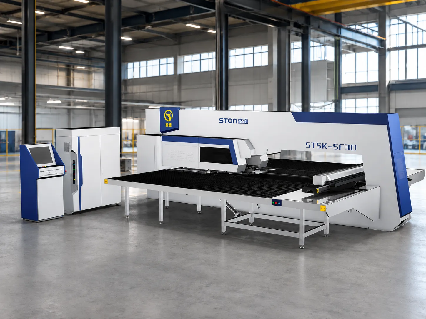 Bir fabrika showroomunda sergilenen STON CNC panel bükme makinesi