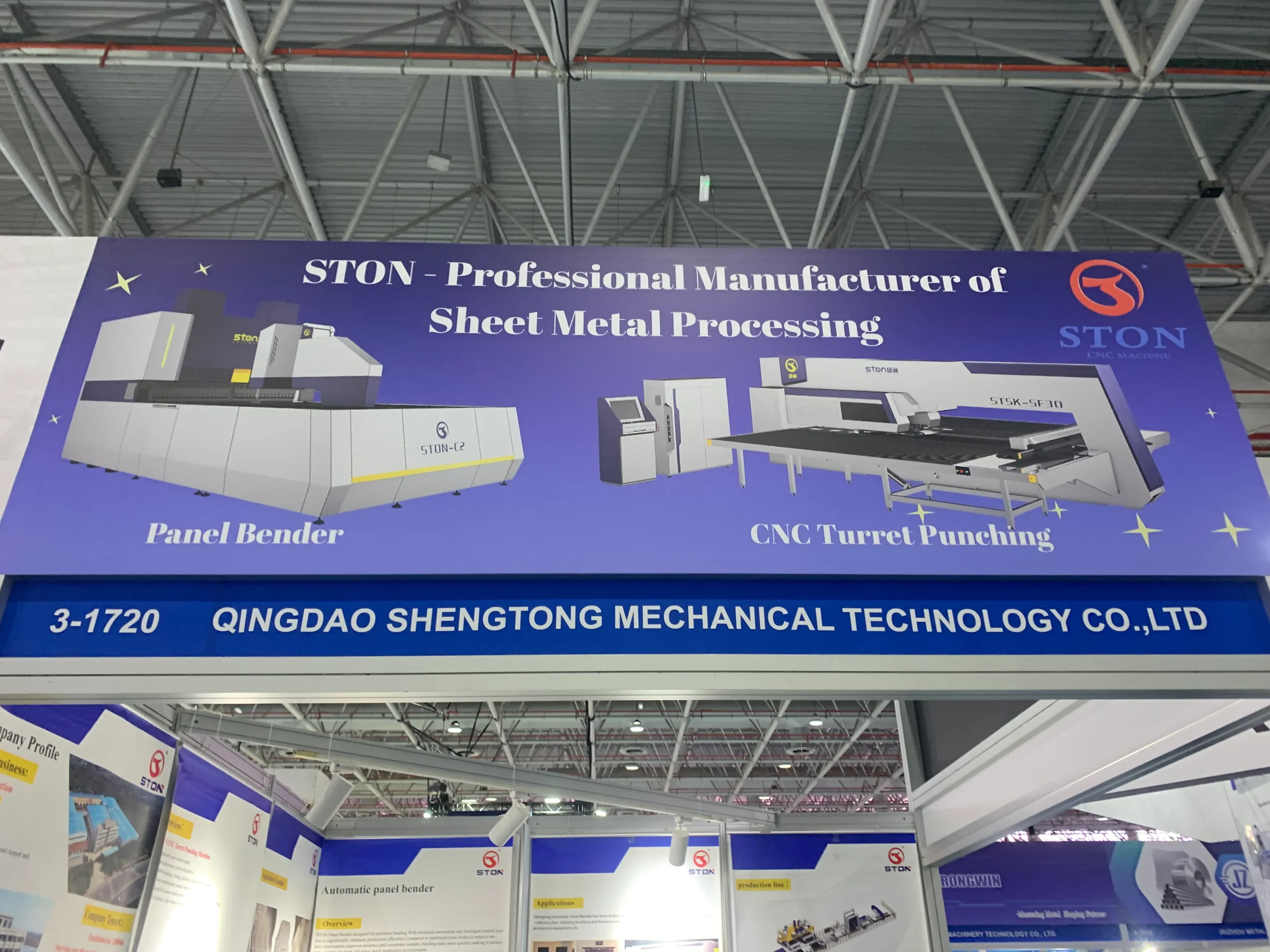 SteelFab'da sergilenen STON pano büküm ve turret zımba presi
